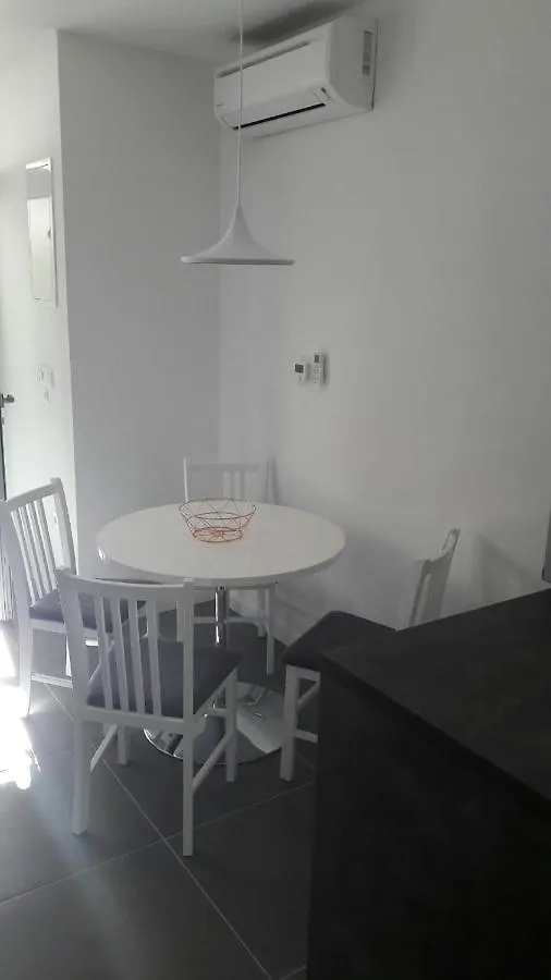 Appartamento Apartmani Luce Zara